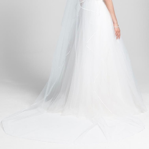 Wedding Belles New York Mable Cathedral Veil - Picture 2 of 5